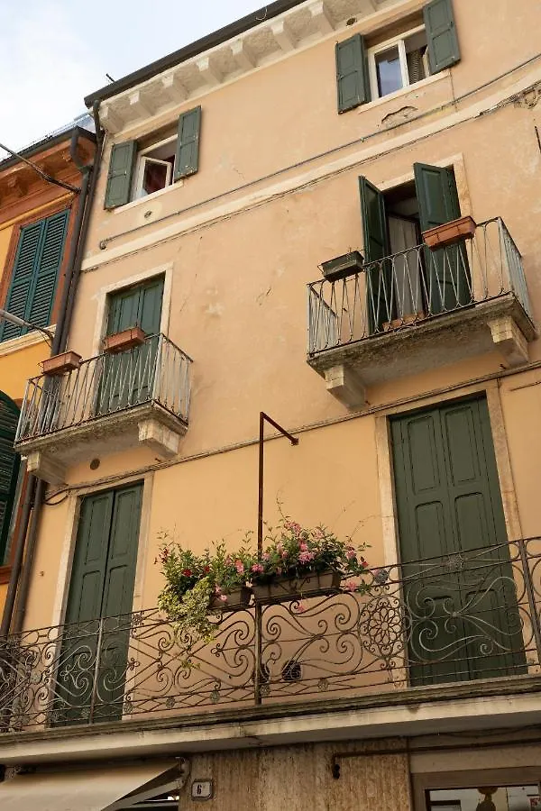 Appartamento Il Nido Di Irena A Verona